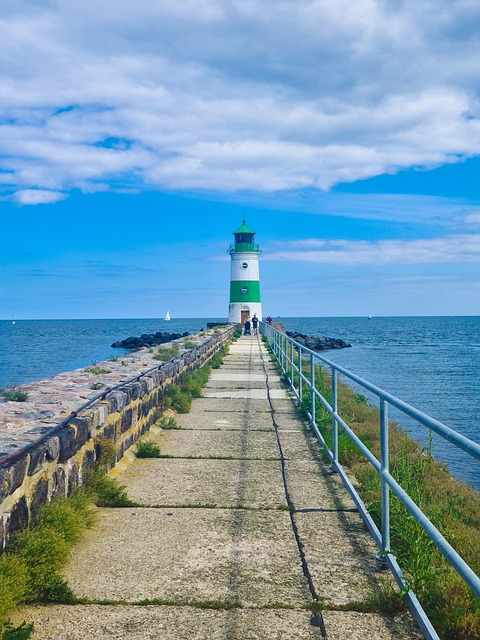 Modernes Ferienhaus an der Ostsee Schleswig-Holstein Solaranlage mit Meerblick
