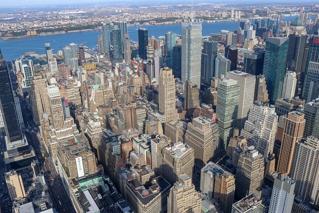 Neubau Düsseldorf Nordrhein-Westfalen Solarsystem mit Energiespeicher im Keller